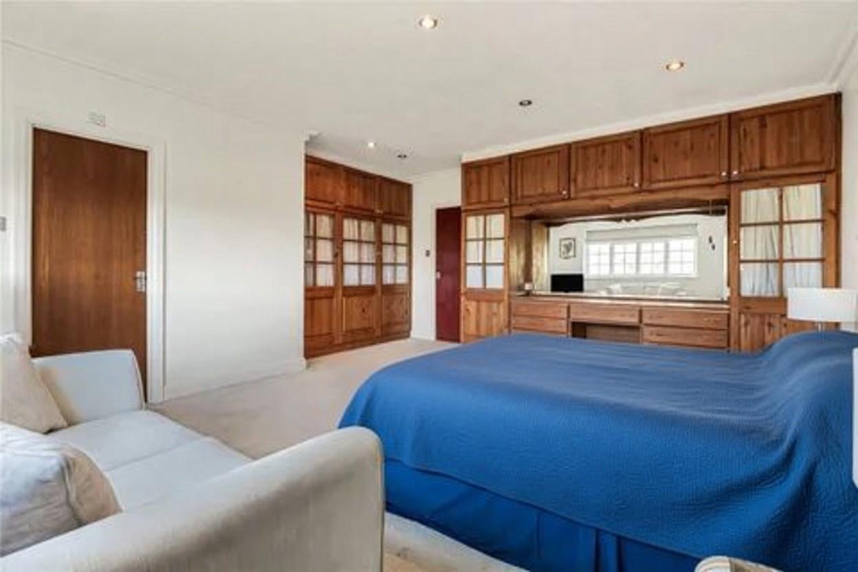 Coombehurst Close, Barnet, EN4, Barnet